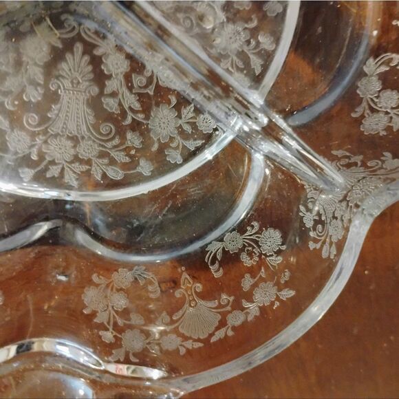 Vintage Duncan Miller Three Section Crystal Etched Candy Dish - Picture 7 of 12